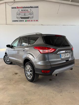 Ford Kuga 2.0 TDCI 140 TITANIUM 4x2