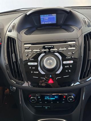 Ford Kuga 2.0 TDCI 140 TITANIUM 4x2