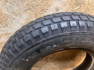 Neumático 3.50-8 para moto clásica