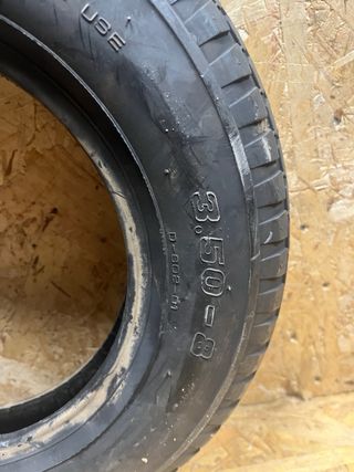 Neumático 3.50-8 para moto clásica