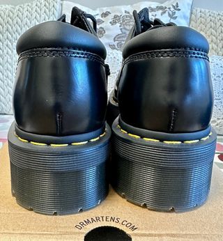 Zapatos Dr. Martens negros 8053 QUAD