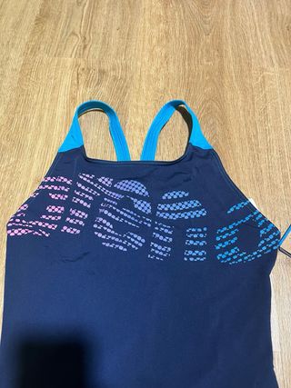 Bañador Arena Talla 42