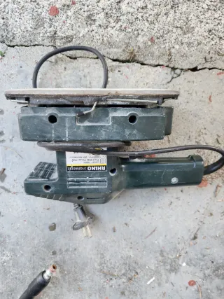 Lijadora Orbital Rhino 175W 10000 RPM