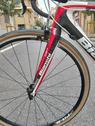 Bicicleta Bianchi de carbono