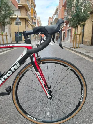 Bicicleta Bianchi de carbono