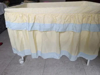 Mini culla con ruote