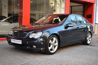 Mercedes-Benz Clase C 2003