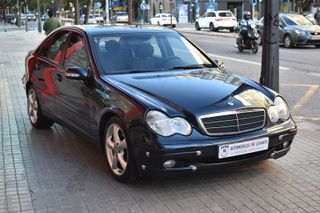 Mercedes-Benz Clase C 2003