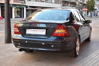 Mercedes-Benz Clase C 2003