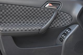 Mercedes-Benz Clase C 2003