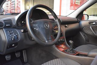 Mercedes-Benz Clase C 2003