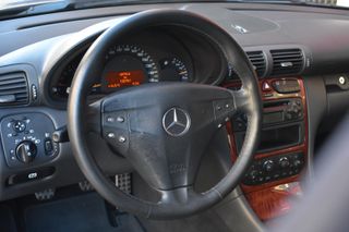 Mercedes-Benz Clase C 2003