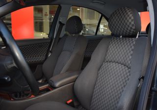 Mercedes-Benz Clase C 2003