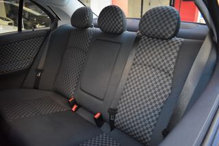 Mercedes-Benz Clase C 2003