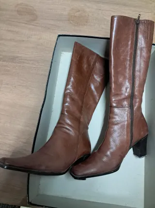 Stivali donna marroni n.39