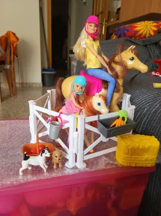 Barbie Ippica con Cavalli e Accessori