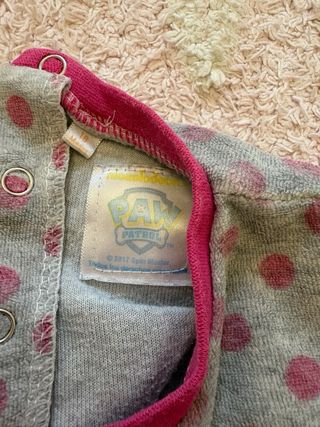 Pijama y conjunto 12-18 meses