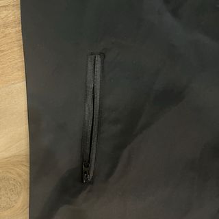 Cortavientos Corteiz Negro y Gris