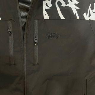 Cortavientos Corteiz Negro y Gris