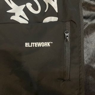 Cortavientos Corteiz Negro y Gris