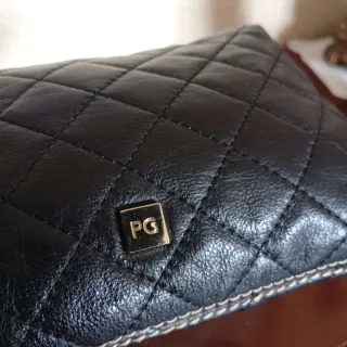 Bolso piel negro bandolera Purificación García