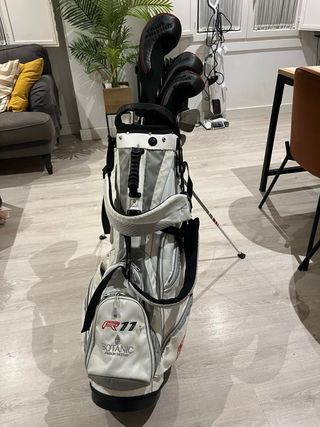 Bolsa de golf TaylorMade con palos Top-Flite