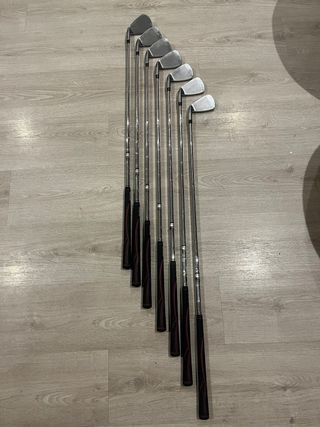 Bolsa de golf TaylorMade con palos Top-Flite