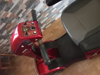 Scooter Eléctrico Rojo