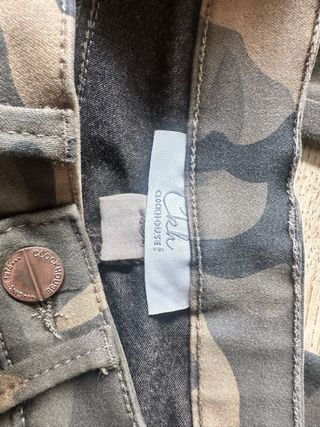 Pantalón camuflaje Clockhouse