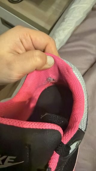 Zapatillas Nike Negras y Rosas