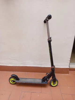 Patinete infantil negro