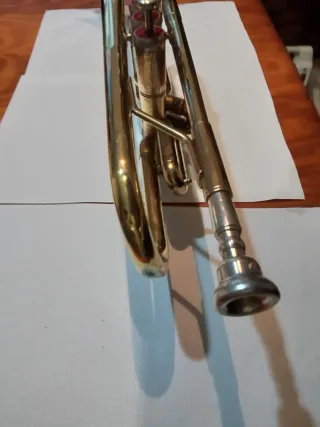 Trompeta Jupiter JTR 306