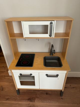 Cocinita IKEA de madera