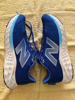 Zapatillas New Balance Azul y Blanco