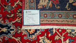 Tappeto persiano rosso e blu