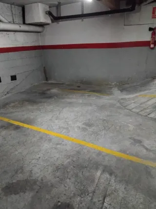 Alquiler plaza parking coche Hospitalet de Llobreg