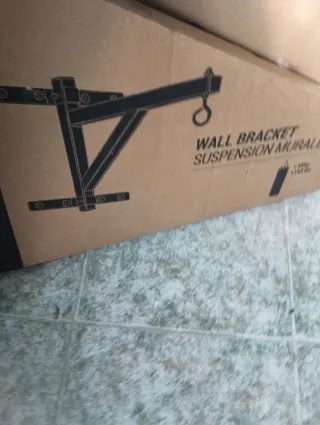 Saco boxeo sin estrenar + soporte pared