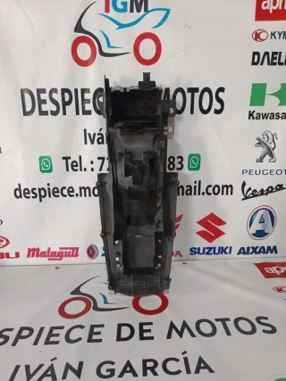 Pase de rueda trasero Suzuki GSXR K5 600