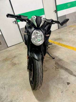 Mv Agusta Dragster 800R Naked