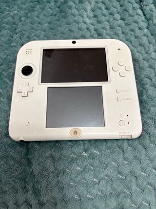 Nintendo 2DS Bianca