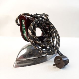 Ferro da stiro vintage bachelite