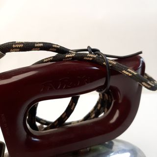 Ferro da stiro vintage bachelite