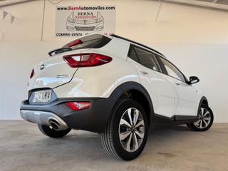 KIA Stonic 1.0 T-GDI MHEV 100Cv