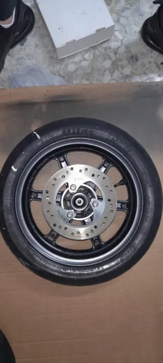 Llantas Yamaha Jog RR y R