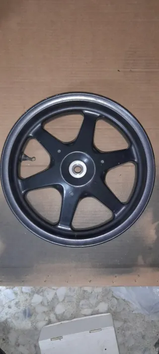 Llantas Yamaha Jog RR y R