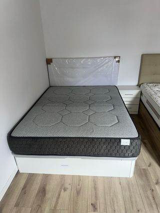 CANAPES Y COLCHONES !! NUEVOS !!