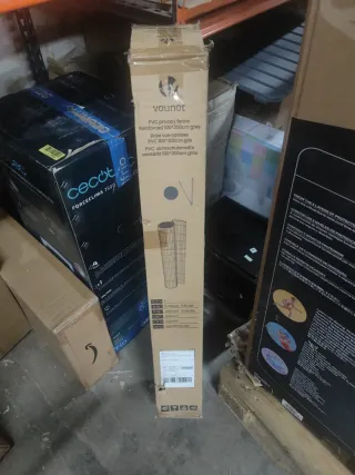 Valla exterior de plástico gris