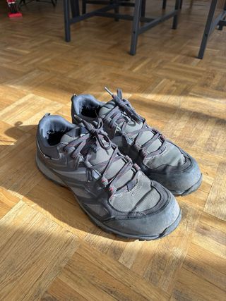 Botas de montaña Quechua impermeables 46