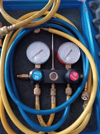 Kit Carga A/A Doble Manómetro