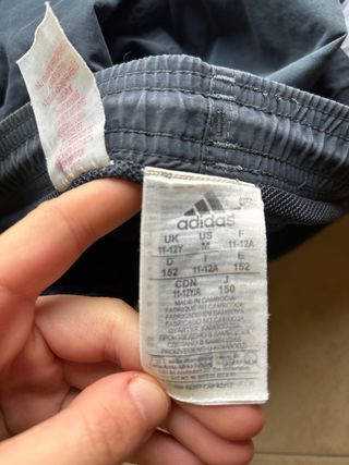 Pantalón corto vintage Adidas negro y amarillo